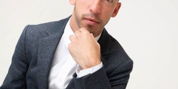 International DJ & Songwriter Ryan Vandal Is Making A Name For Himself