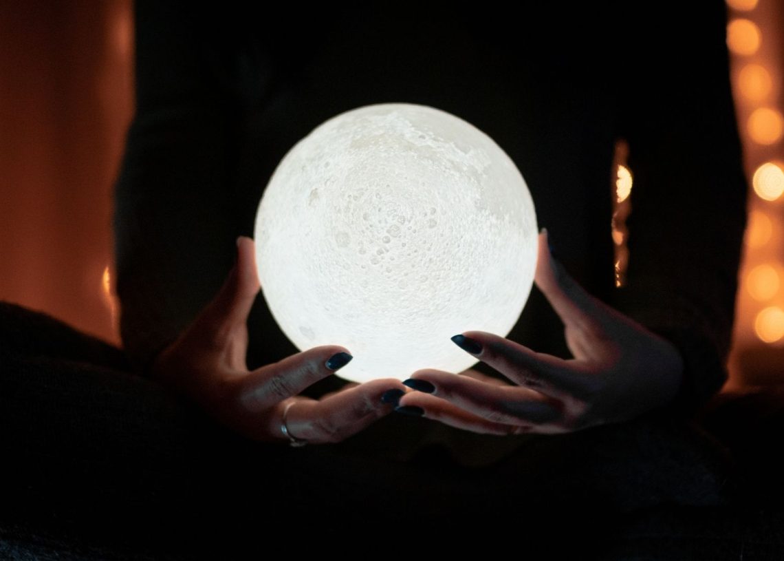 What Exactly Does A Pet Psychic Do?