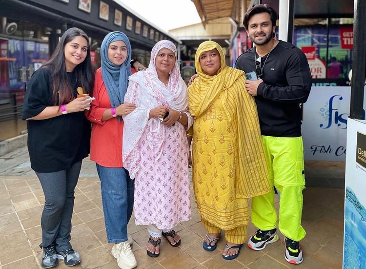 Saba Ibrahim with family